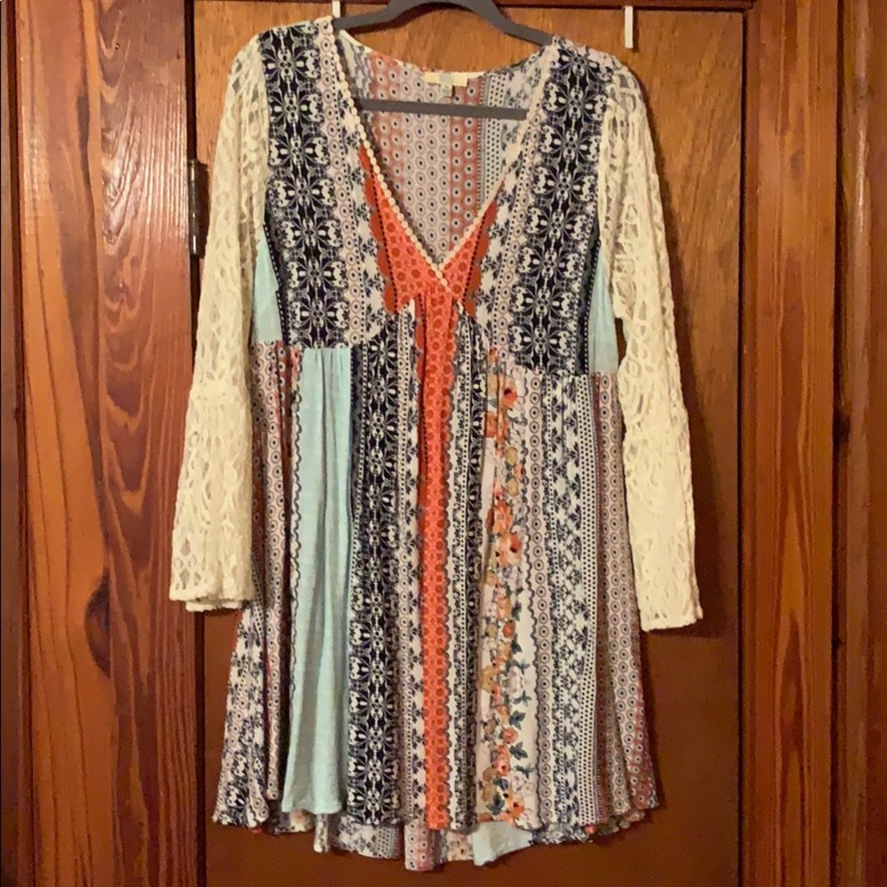 Boho style lace bell sleeve dress/tunic
